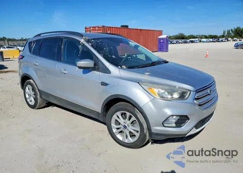 2018 Ford Escape Se из США, поврежденный, VIN 1FMCU9GD3JUC61191
